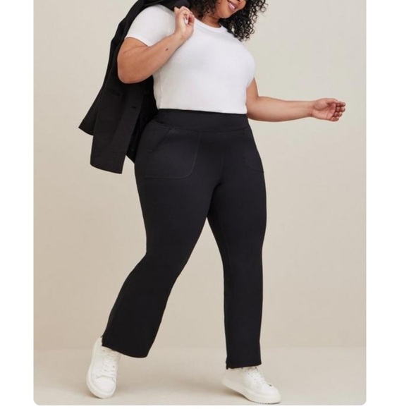 TORRID NWT Full Length Active Flare Pant - Performance Core Black - Picture 5 of 7